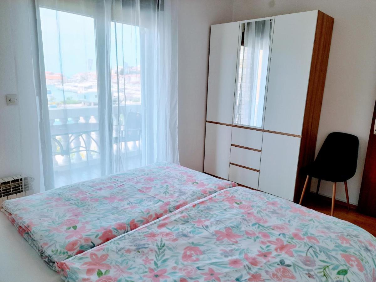Apartments Tiho&Marija Tribalj エクステリア 写真